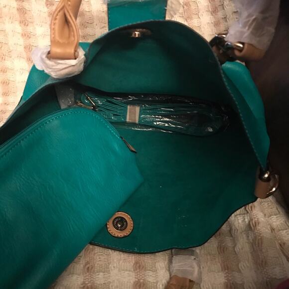 NWT Rimen &Co Seafoam Turnlock Tote and Rounded Pouch - Picture 4 of 5